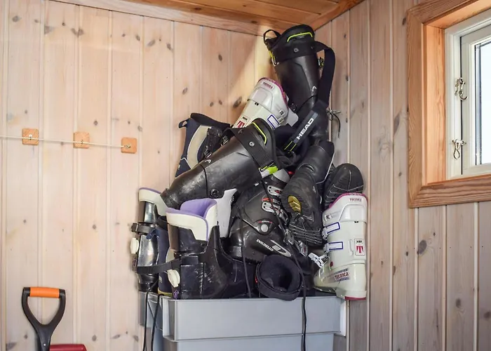 Gorgeous In * Rauland